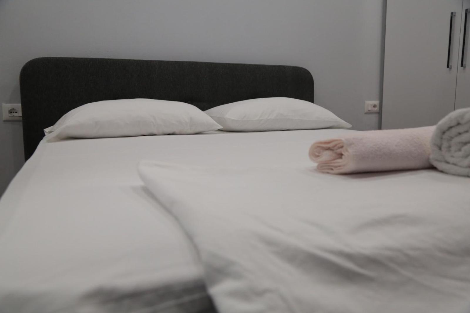 Be Solei Studio Apartments Sol 1 Τίρανα Εξωτερικό φωτογραφία