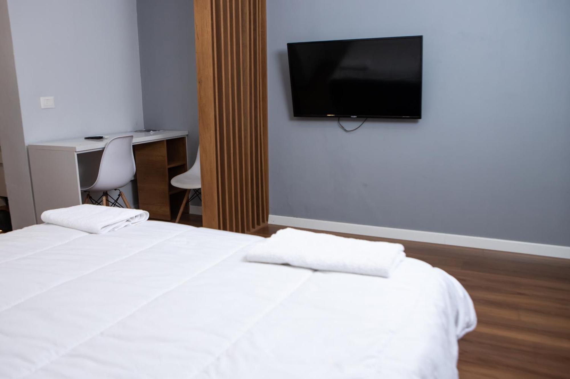 Be Solei Studio Apartments Sol 1 Τίρανα Εξωτερικό φωτογραφία